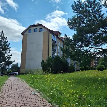 Lunette * Tatranska Strba