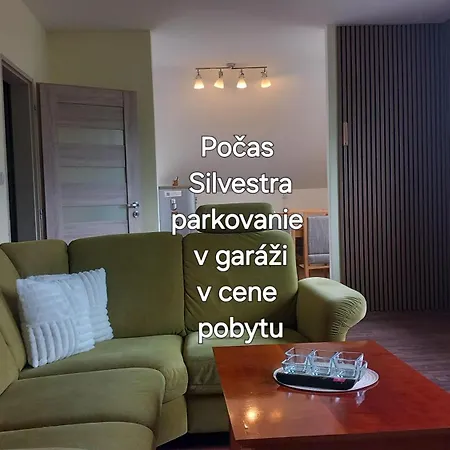 Lunette Tatranska Strba